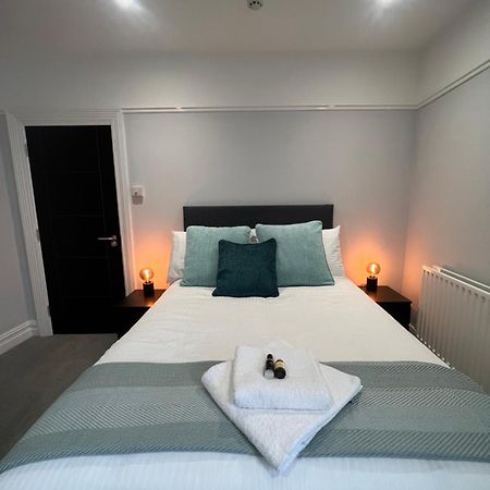 Brynhyfryd Guest House Cardigan Luaran gambar