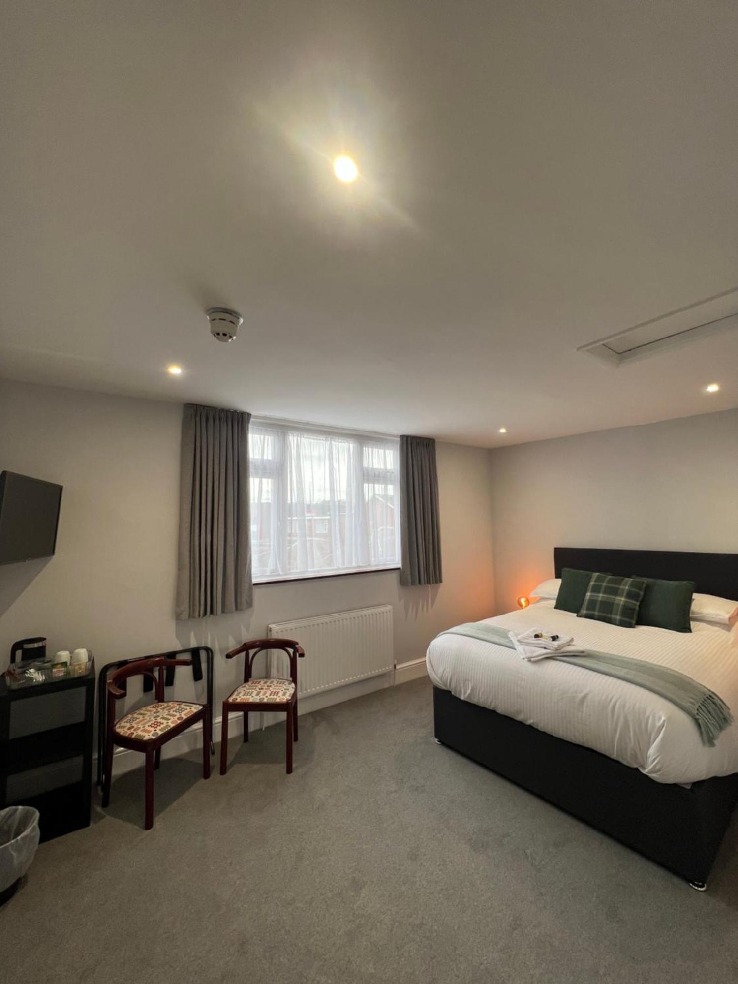 Brynhyfryd Guest House Cardigan Luaran gambar