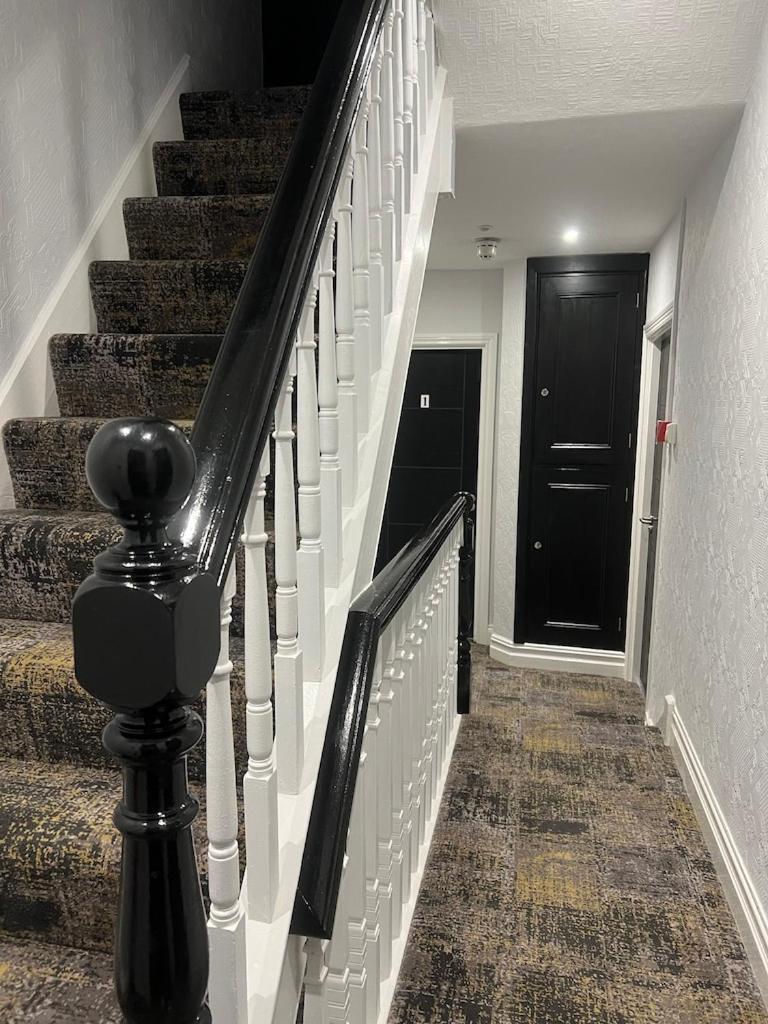 Brynhyfryd Guest House Cardigan Luaran gambar